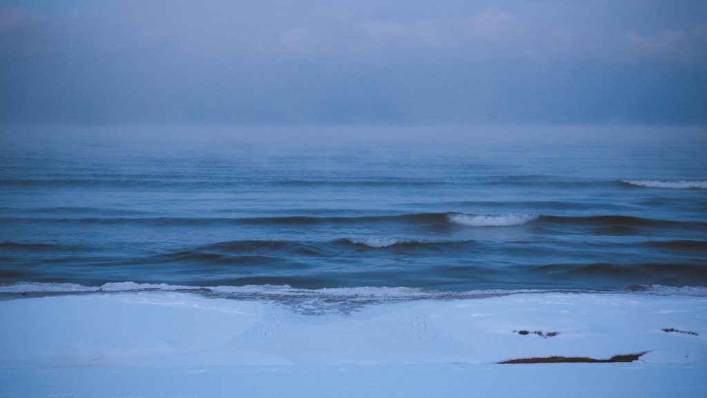 Waves heading to the coast of Baltic sea in the winter