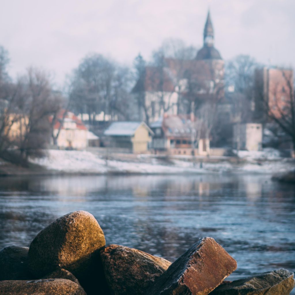 View to hystoric buildings from the opposit side of the river during a winter